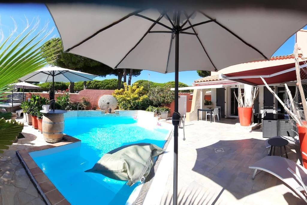 Hebergement Insolite Studio Grau Du Roi Mas Des Marines Piscine Le Grau-du-Roi Dış mekan fotoğraf